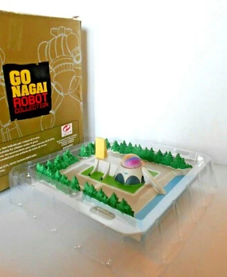 GO NAGAI ROBOT COLLECTION SPECIAL 16 BASE ANTIATOMICA JEEG ROBOT FIGURE #s101 - Immagine 1 di 2