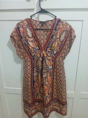 Vestido para mujer Banana Republic cachemir seda cuello en V talla XS petite  Foto 1 de 4