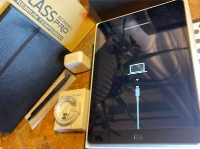 Apple iPad 5th (32gb) WiFi (A1822) Open-Box {FMI-OFF} iTunes Error 9 {SALVAGE} - Image 1 of 4