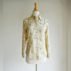 Camisa Sundance Amarilla Floral Perla Occidental a Presión 4 - Imagen 1 de 5
