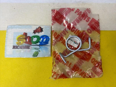 Aprilia Molla ritorno Pedale freno Classic 50 1992 - 1999 Ap8221122 - Immagine 1 di 3