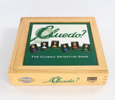 Vintage Cluedo Board Game Nostalgia Edition 2003 in Wooden Square Box - Image 1 of 4