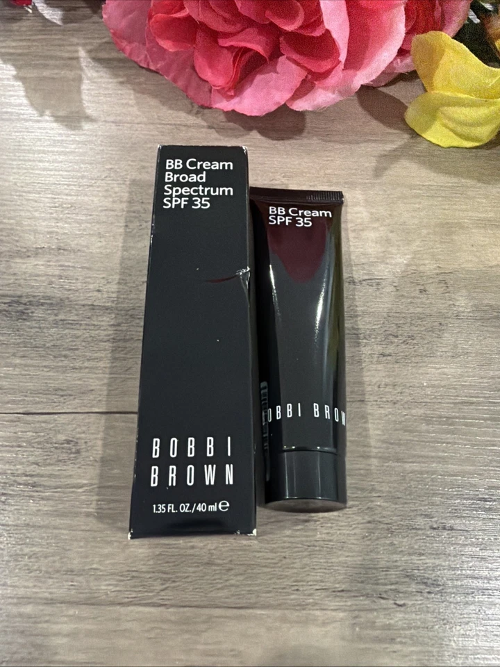 Bobbi Brown BB Cream FPS 35 RICH - Tamaño completo 1,35 OZ / 40ml Foto 1 de 4