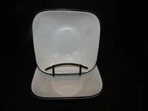 ¿BOCETO CORELLE? Juego de 2 cuencos cuadrados de cereal de 22 oz de 6,5" blancos con adornos negros - Imagen 1 de 7