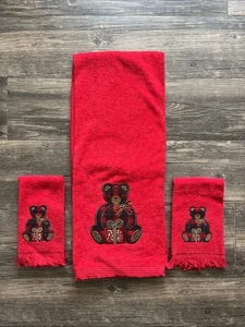 Rotes Weihnachtsbadetuch & 2 Handtücher kariert Weihnachten Teddybären mit Geschenken - Bild 1 von 12