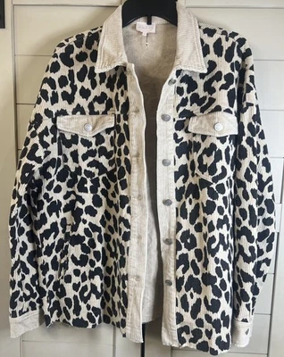 Chaqueta de pana con estampado de leopardo Entro Anthropologie talla grande para mujer’s Foto 1 de 4