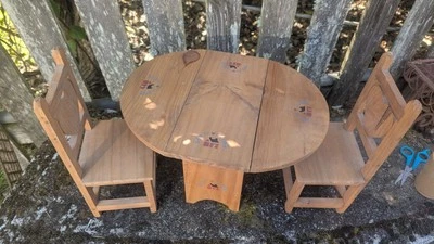 Mesa y sillas de madera vintage hechas a mano para muñecas de 15" a 18" Foto 1 de 4