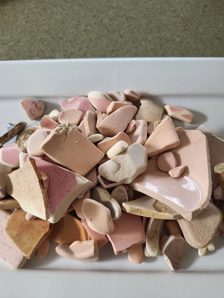 PINK AND PURPLE GENUINE SEA POTTERY SURF TUMBLED  1/4lb MOSAIC ART SUPPLIES - Image 1 of 1