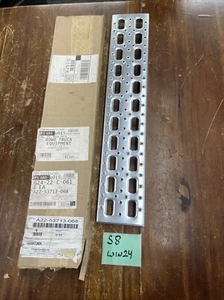 STEP ASY-FUEL TANK S STEP ASY-FUEL TANK S Freightliner A22-53713-068 - Picture 1 of 3