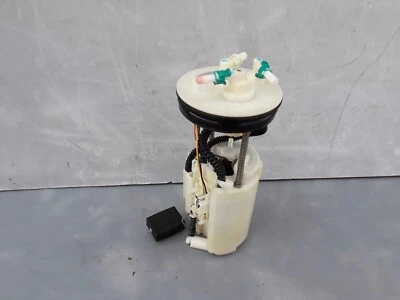 Bomba de combustible Honda Fit 2011-2014 1,5 L 17708-TK6-A01-M1 OEM Foto 1 de 4