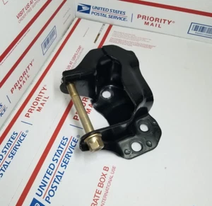 OEM 99-00 CIVIC SI EM1 5-SPEED MANUAL TOP TRANSMISSION MOUNT BRACKET B16 SWAP - Picture 1 of 6