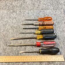 7 Vintage Screwdrivers Flat/Slotted Phillips w/ 1 Craftsman 1 Wood Handle 1 Torx