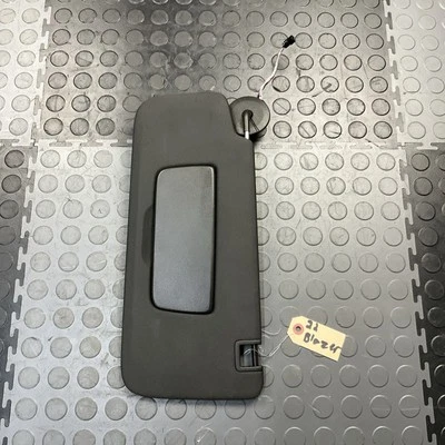 Chevrolet Blazer 2019-2023 parasol delantero izquierdo lado del conductor parasol OEM Foto 1 de 4