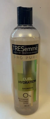 TRESemmé Pro Pure Curl Hydration Shampoo silicone, dye, sulphate free for curly - Image 1 of 2