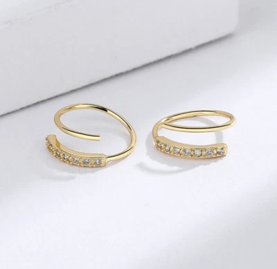 Mujeres MINIMALISTA CRISTAL ESPIRAL LÍNEA CURVA PLATA PENDIENTES PERFORADOS ARO Stud I79 Foto 1 de 4