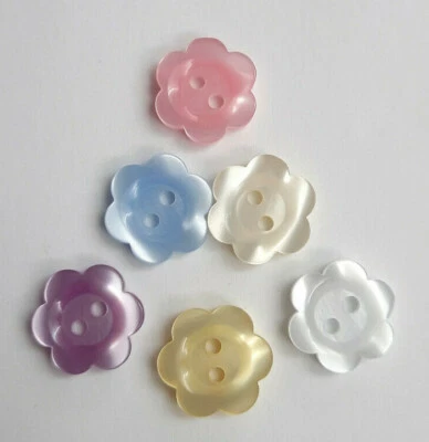 Flower buttons 15mm 2 hole novelty button - 6 colours - Craft - Cardigan - Baby - Image 1 of 4