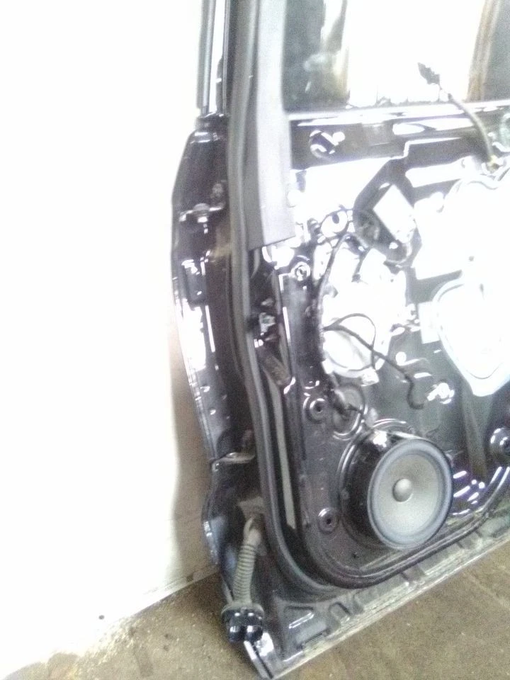 Puerta trasera derecha pasajero Lincoln MKC 15-19  Foto 1 de 4