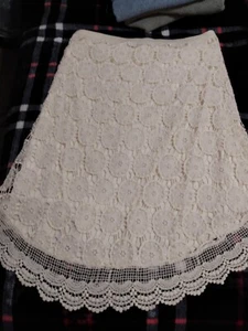 Willi Smith Skirt Mid Length Large Ivory Color Embroidery Over Silky Lining❤️ - Picture 1 of 10