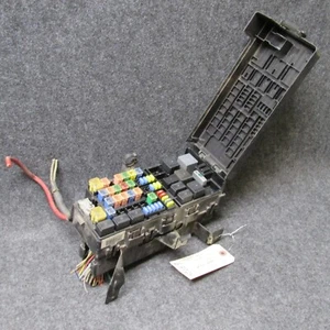 2003 Ford Explorer 4.0 Auto 4X4 Underhood Main Fuse Box Relay Center OEM 67724 - Picture 1 of 8