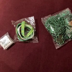 3 New Packs Of St. Patrick’s Day Themed Bracelets, Tatoos, Beads & Coins - Picture 1 of 15
