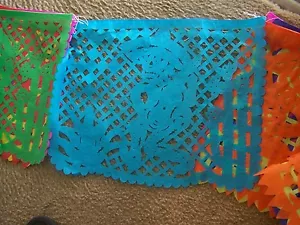 Papel Picado esqueleto mediano del Día de los Muertos, 10 pancartas, 14"" por 9"" cada pancarta - Imagen 1 de 1