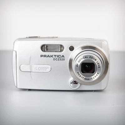 Praktica DCZ 520 5MP digital compact camera - Retro, Vintage, Y2K - Image 1 of 4