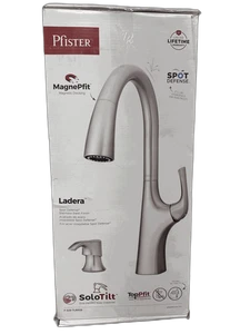 Grifo de cocina Pfister Ladera extraíble defensa de puntos de acero inoxidable con dispensador - Imagen 1 de 1