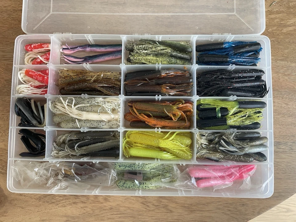 Esche Artificiali Gomma Lotto - Immagine 1 di 4