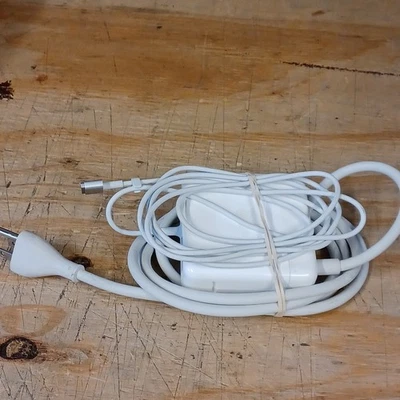 Genuine Apple A1424 85W MagSafe 2 Power Adapter Supply - Image 1 of 4