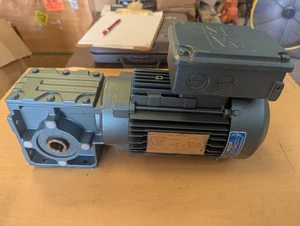 SEW Eurodrive Hollow Bore Gearmotor WA30DT80N4 1 HP 166 RPM Output - Picture 1 of 6