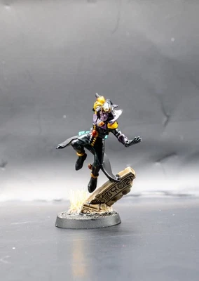 Painted Solitaire – Harlequins – Warhammer 40K - Image 1 of 4