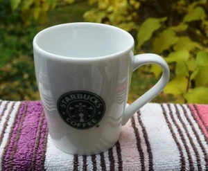 NEW 2007 STARBUCKS 8 OUNCE COFFEE MUG WITH GREEN MERMAID LOGO - Picture 1 of 3