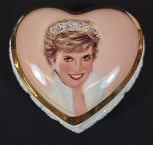 Princess Diana Music Box Ardleigh Elliott 1998 Candle in the Wind Heart Shaped - Picture 1 of 13