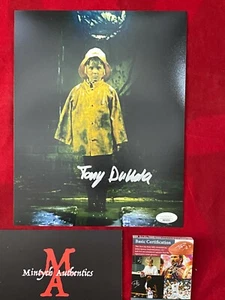 TONY DAKOTA AUTOGRAPHED SIGNED 8x10 PHOTO! IT! GEORGIE DENBROUGH! BECKETT! - Picture 1 of 1