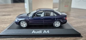 Audi A4  1999, B5, 1:43 Santorinblau, Minichamps wie neu OVP - Bild 1 von 6