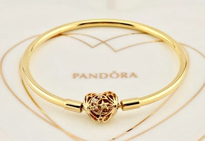New Genuine Pandora Shine Gold Moments Celestial Heart Clasp Bangle 563401C01-17 - Image 1 of 4