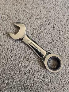 GEARWRENCH 3/4" 12pt Stubby Combination Ratcheting Wrench - Picture 1 of 5