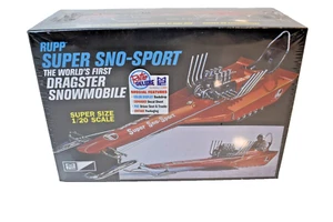 MPC Rupp Super Sno-Sport Snow Dragster 1/20 Retro Delux MPC961/12 Nuevo - Imagen 1 de 4