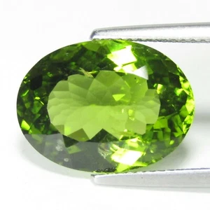 Piedra preciosa con forma ovalada de peridoto verde 100 % natural de 9,56 quilates 15,8 x 11,7 x 7 mm - Imagen 1 de 4