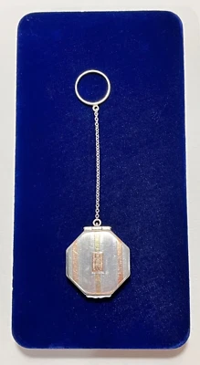 Caixa de comprimidos de prata esterlina 14K e Chatelaine caixa de rapé com espelho de corrente 31,3 gr. - Imagem 1 de 4