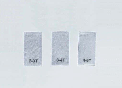 100 piezas etiquetas de costura de ropa para niños pequeños etiquetas impresas satinadas blancas 2-3T 3-4T 4-5T Foto 1 de 1