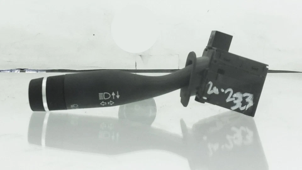 Chevrolet Impala 2015-2020 interruptor de señal de giro luz lámpara 23264891 Foto 1 de 4