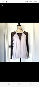 Silence + Noise Urban Outfitters Black & White Mesh Blouse Size M - Picture 1 of 7