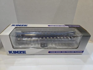 SpecCast Kinze 3600 Twin-Line Planter 16-30" Interplant Limited Edition 1/64 NIB - Picture 1 of 9