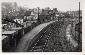 (cc26) Shide (Newport) Railway Station - Isle of Wight Railway Photograph - Picture 1 of 1