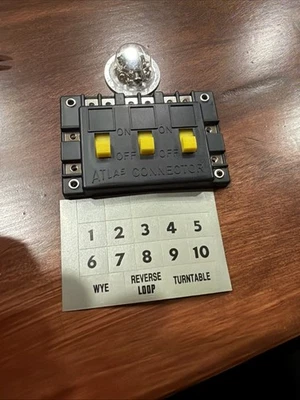 Разъем Atlas No205 масштаб HO/N - Изображение 1 из 2