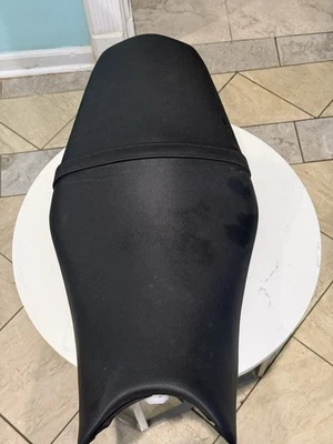 2009–2011 Kawasaki Ninja 650R EX650 Rider Seat OEM 53066-0219 53066-0205 - Image 1 of 3