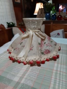 Mid Century Fabric W/ PomPoms Pink Red Flowers Table Boudoir Lamp Shade - Picture 1 of 7
