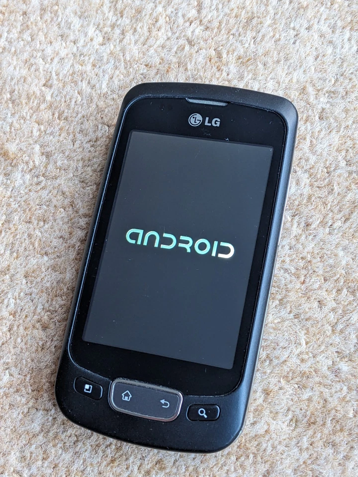 LG P500 Mobile phone Black Working  LOCKED T mobile /EE? - Image 1 of 4