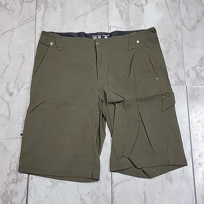 Mountain Hardwear Shorts Mens 36x9 Green  Casual Hiking Carpenter Preppy Pockets - Image 1 of 4